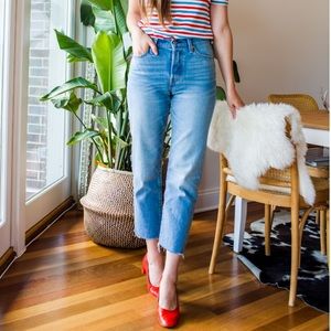 Levi’s Wedgie Straight Jeans Size 28